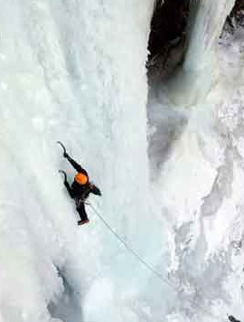 Ice Climbing (via <a href="http://www.alpineendeavors.com">alpineendeavors</a>)